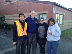 From left: Dr. Jason Mendoza, Gov. Jay Inslee, West Seattle Elementary School principal Vicki Sacco and vice proncipal. 